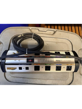 Monster Home Theater Power Center HTS 1000 MKII Surge Protector
